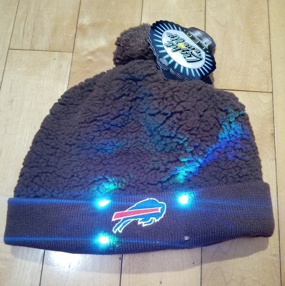 NFL Buffalo Bills Light em' up hat and mitten set - Picture 5 of 8